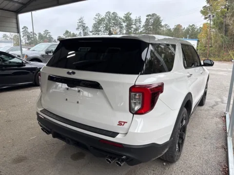 More photos of 2022 Ford Explorer ST at Automaxx of the Carolinas, SC