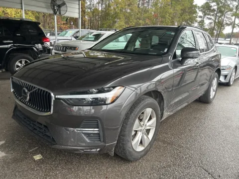 Gray 2022 Volvo XC60 B5 Momentum for sale in Summerville, SC