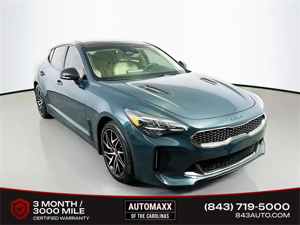 2023 Kia Stinger GT-Line's photo