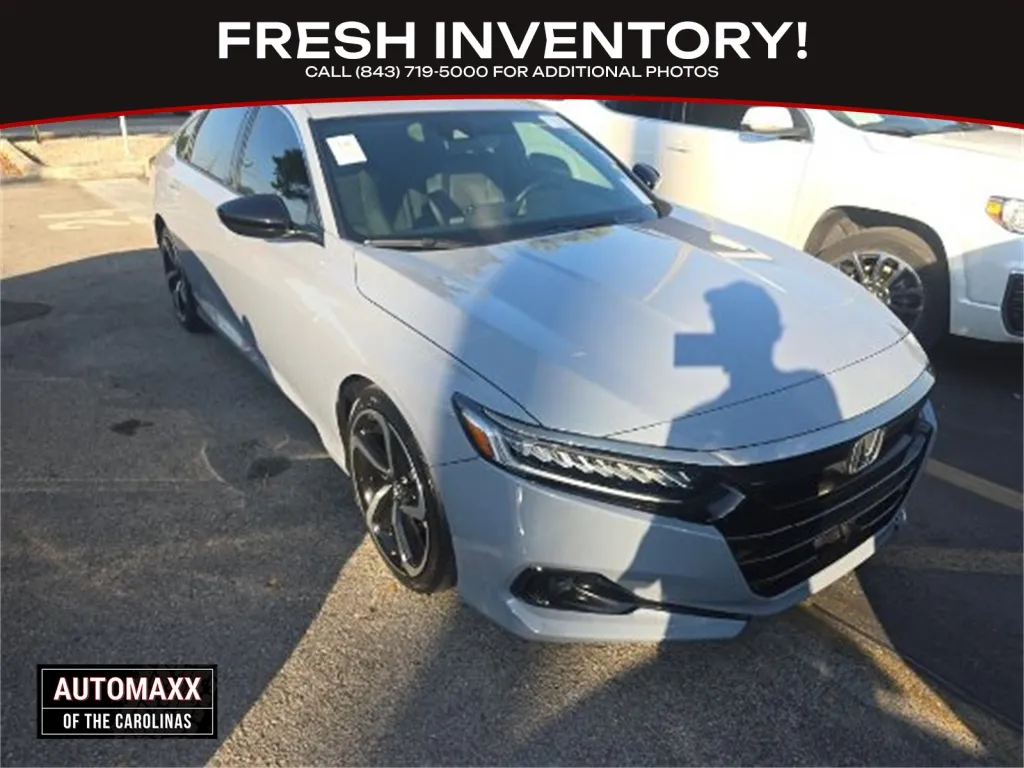 2022 Honda Accord Sport's photo