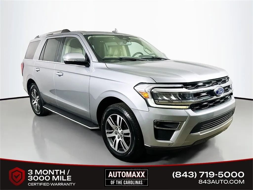 2023 Ford Expedition Limited's photo