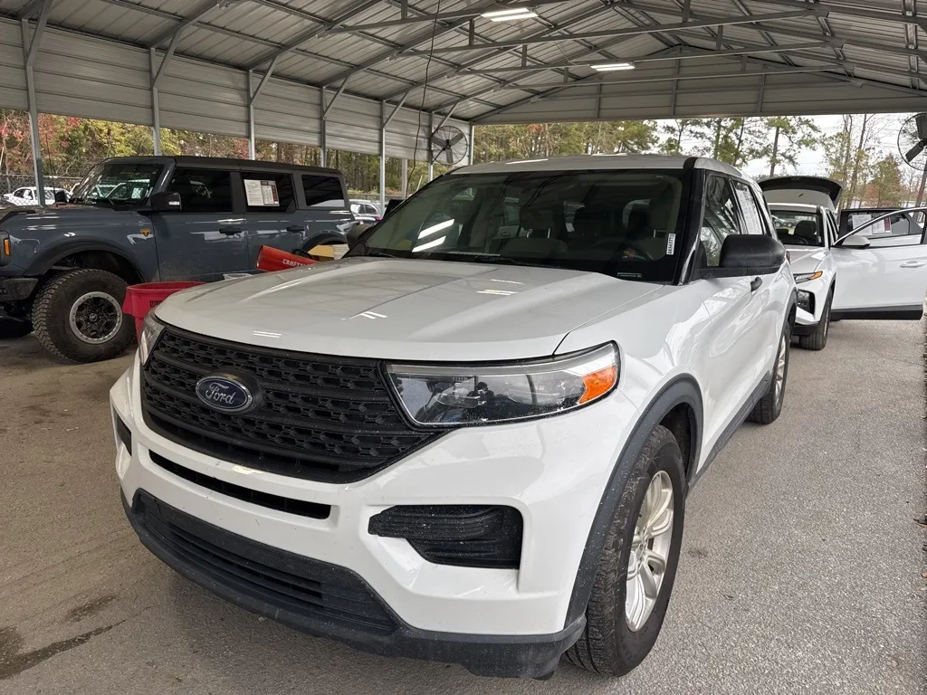 2020 Ford Explorer Base's photo