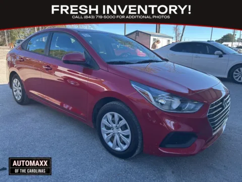 Red 2022 Hyundai Accent SE for sale in Summerville, SC