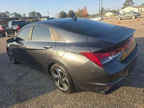 More photos of 2022 Hyundai Elantra SEL at Automaxx of the Carolinas, SC