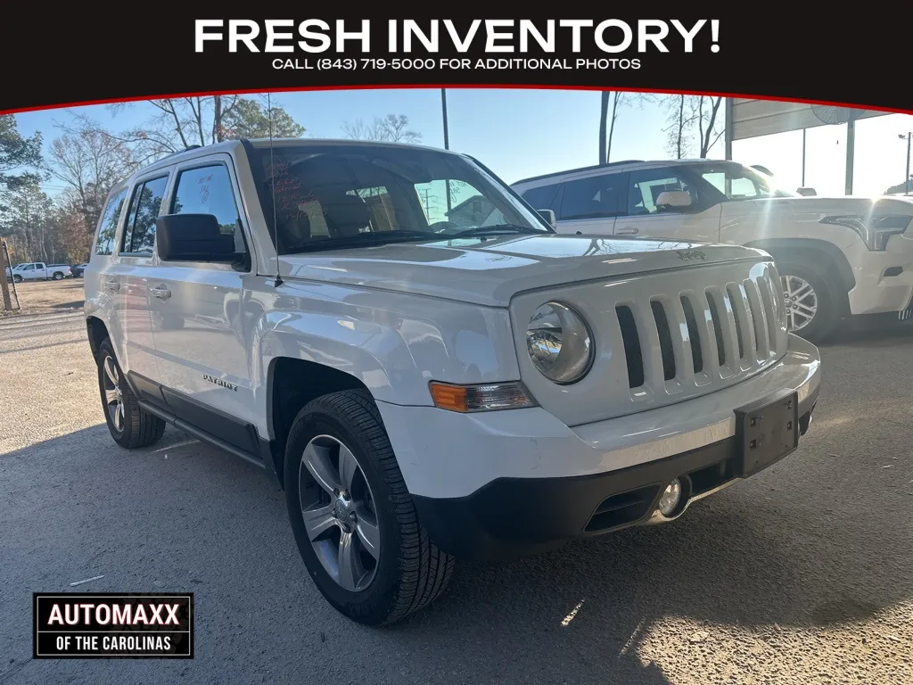 2016 Jeep Patriot Latitude's photo