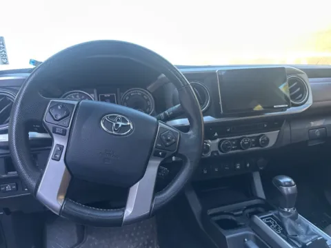 More photos of 2016 Toyota Tacoma Limited at Automaxx of the Carolinas, SC