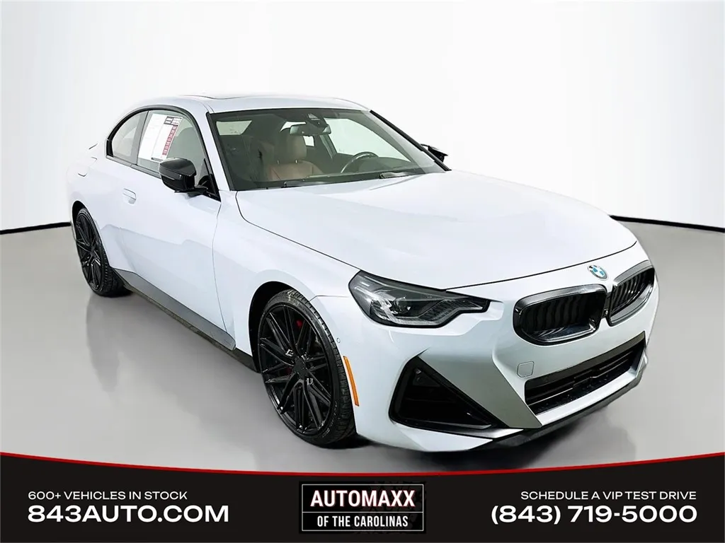 2022 BMW 2 Series M240i's photo