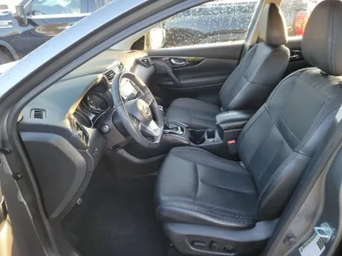 Photos of 2018 Nissan Rogue Sport SL for sale in Summerville, SC at Automaxx of the Carolinas