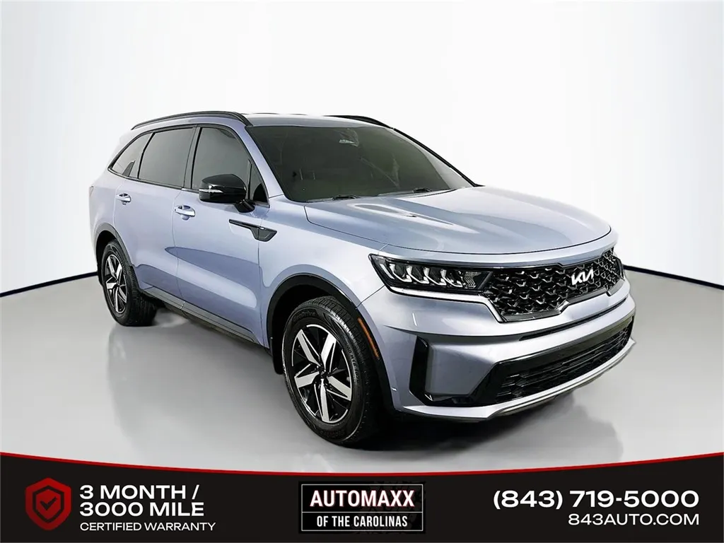 2022 Kia Sorento S's photo