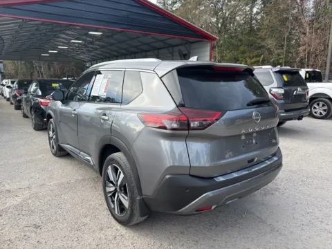 More photos of 2023 Nissan Rogue SL at Automaxx of the Carolinas, SC