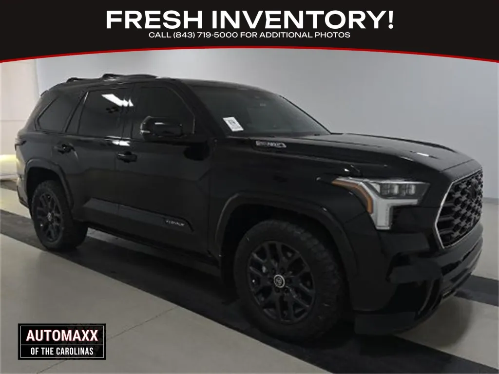 2024 Toyota Sequoia Platinum's photo