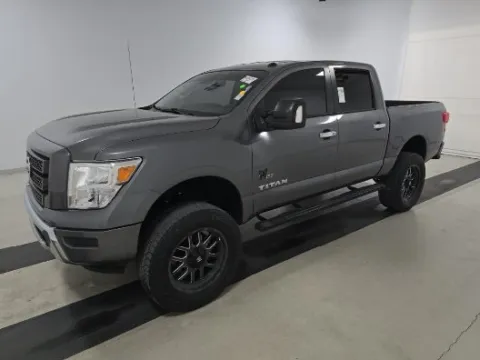 Photos of 2021 Nissan Titan SV for sale in Summerville, SC at Automaxx of the Carolinas