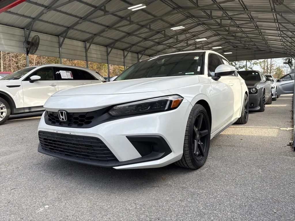 2022 Honda Civic Hatchback EX-L's photo