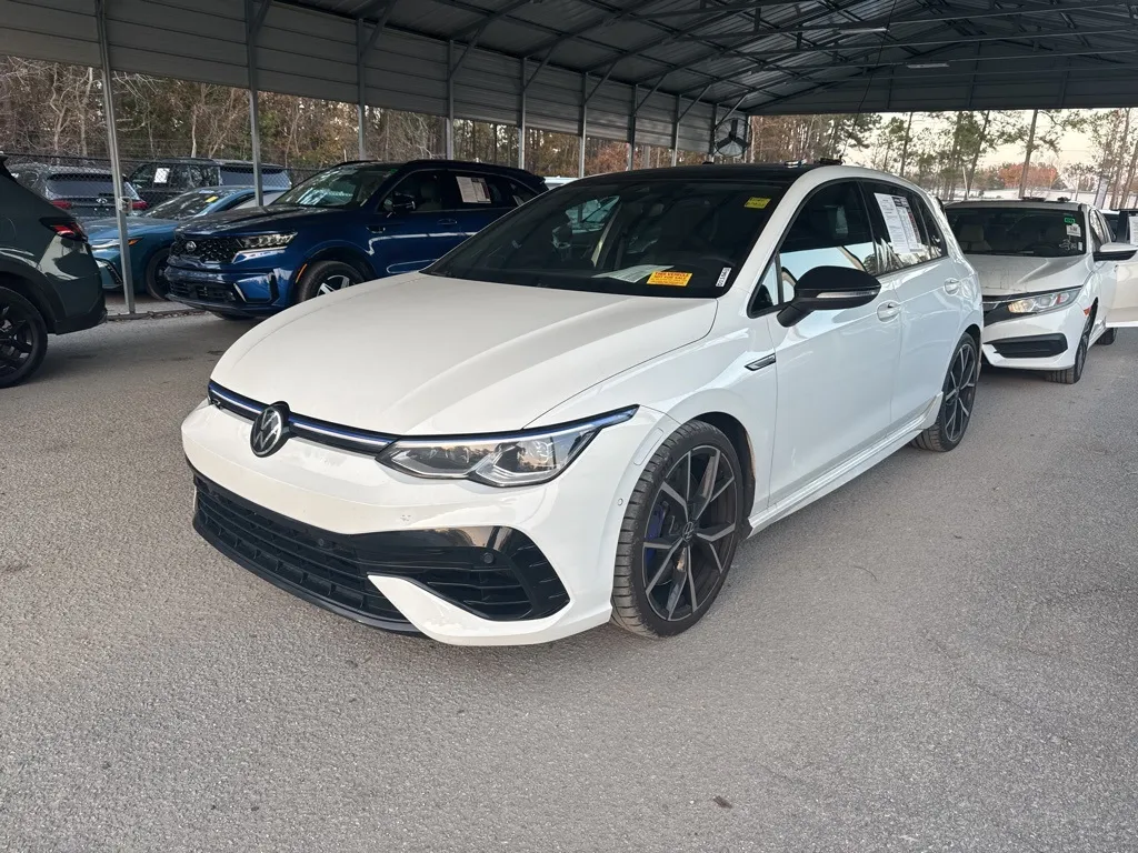2022 Volkswagen Golf R R's photo