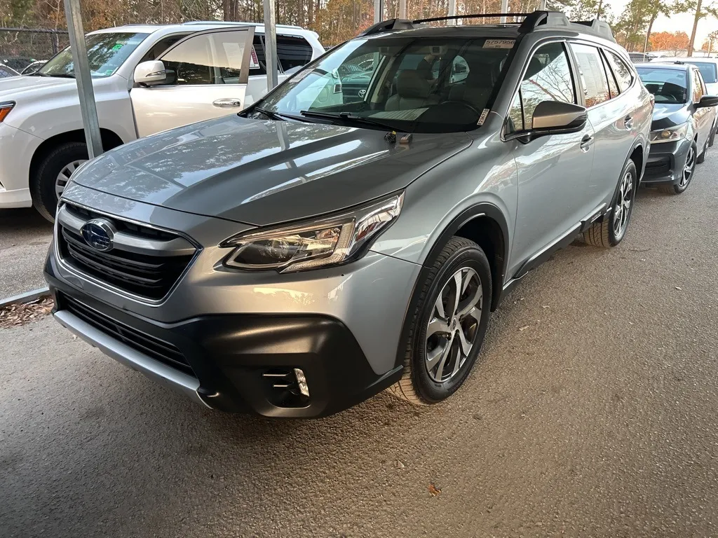 2022 Subaru Outback Limited's photo
