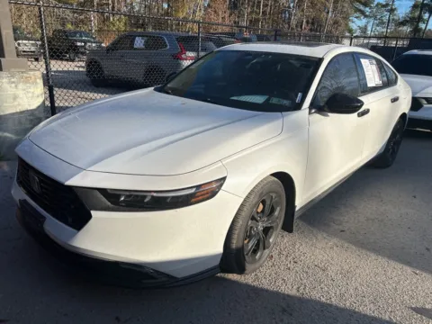 White 2025 Honda Accord SE for sale in Summerville, SC