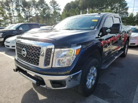 Photos of 2018 Nissan Titan SV for sale in Summerville, SC at Automaxx of the Carolinas