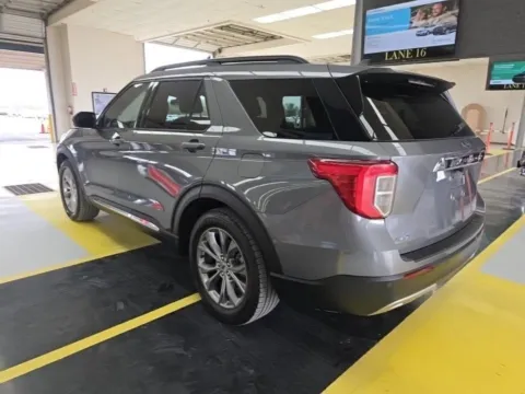More photos of 2021 Ford Explorer XLT at Automaxx of the Carolinas, SC