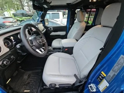More photos of 2023 Jeep Gladiator High Altitude at Automaxx of the Carolinas, SC