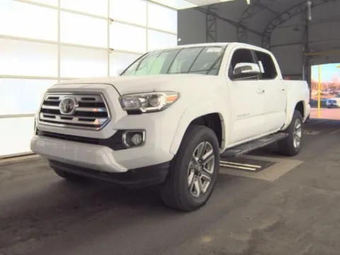 Photos of 2018 Toyota Tacoma Limited for sale in Summerville, SC at Automaxx of the Carolinas