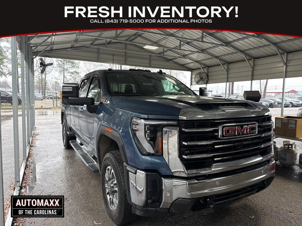 2024 GMC Sierra 2500HD SLT's photo