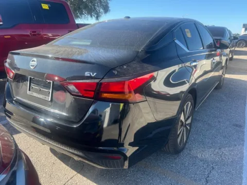More photos of 2021 Nissan Altima 2.5 SV at Automaxx of the Carolinas, SC