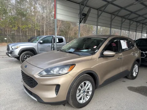 Photos of 2020 Ford Escape SE for sale in Summerville, SC at Automaxx of the Carolinas