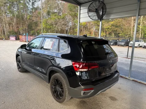 More photos of 2024 Volkswagen Taos 1.5T SE at Automaxx of the Carolinas, SC