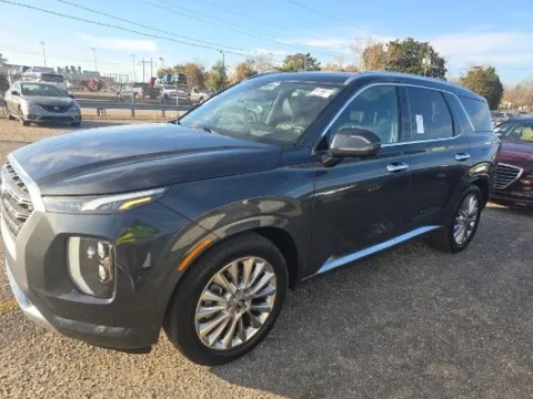 Photos of 2020 Hyundai Palisade Limited for sale in Summerville, SC at Automaxx of the Carolinas
