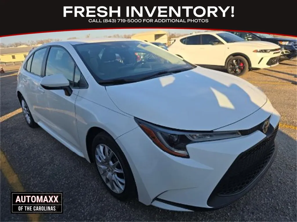 White 2022 Toyota Corolla LE for sale in Summerville, SC