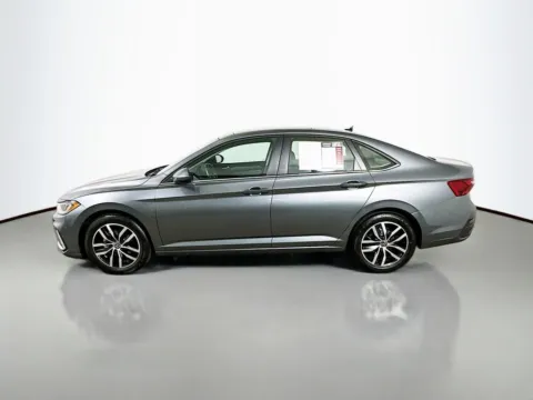 More photos of 2025 Volkswagen Jetta 1.5T SE at Automaxx of the Carolinas, SC