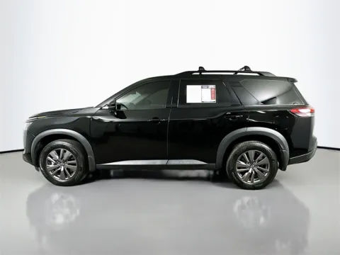 More photos of 2023 Nissan Pathfinder SV at Automaxx of the Carolinas, SC