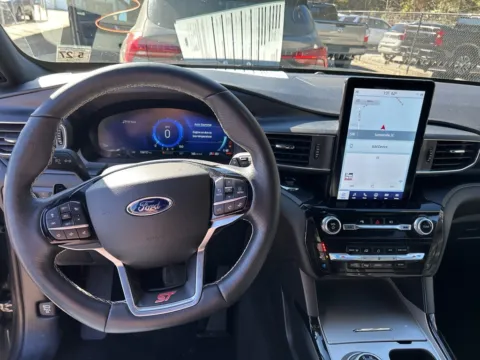 More photos of 2022 Ford Explorer ST at Automaxx of the Carolinas, SC