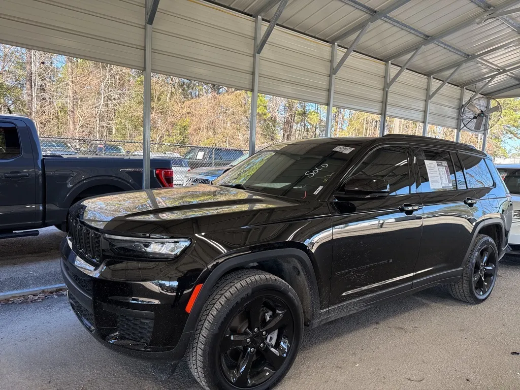Black 2023 Jeep Grand Cherokee L Altitude for sale in Summerville, SC