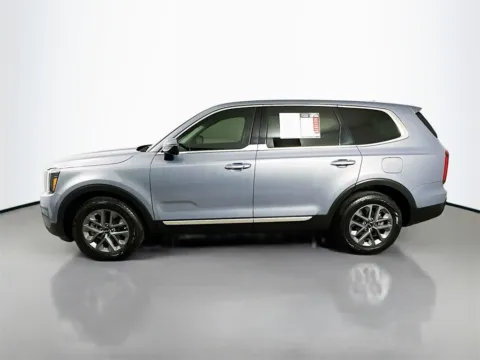 More photos of 2024 Kia Telluride LX at Automaxx of the Carolinas, SC