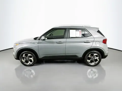 More photos of 2022 Hyundai Venue SEL at Automaxx of the Carolinas, SC