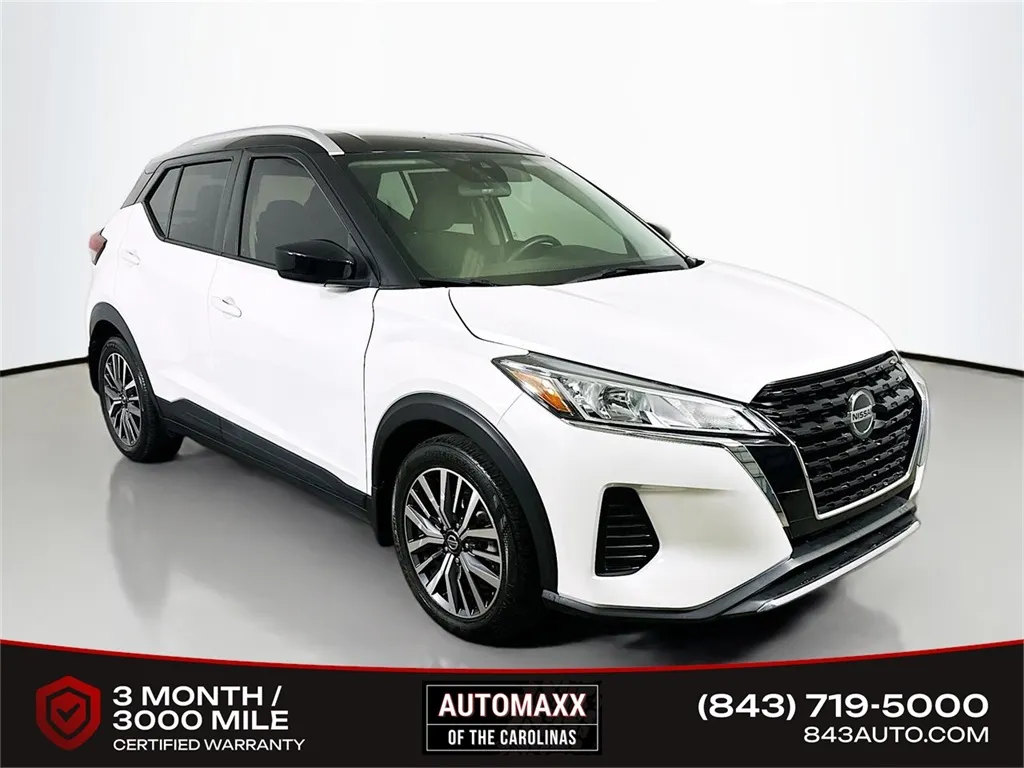White 2021 Nissan Kicks SV for sale in Summerville, SC