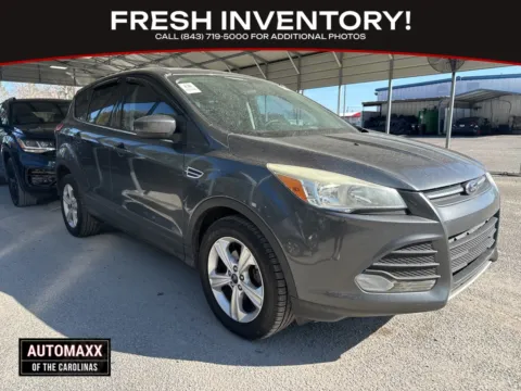 Gray 2015 Ford Escape SE for sale in Summerville, SC