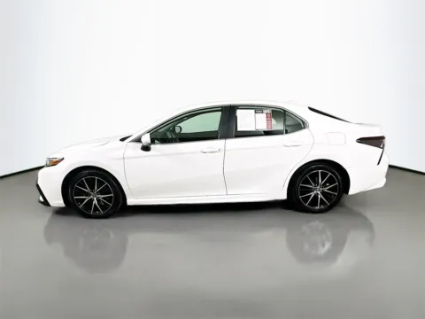 More photos of 2024 Toyota Camry SE at Automaxx of the Carolinas, SC