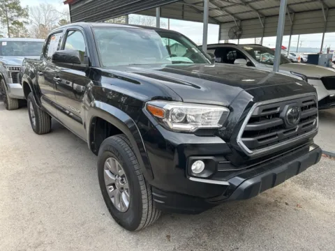 Photos of 2018 Toyota Tacoma SR5 for sale in Summerville, SC at Automaxx of the Carolinas