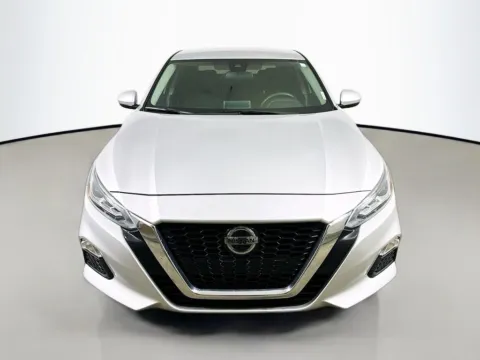 Photos of 2022 Nissan Altima 2.5 SV for sale in Summerville, SC at Automaxx of the Carolinas