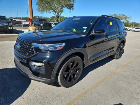 Photos of 2021 Ford Explorer ST for sale in Summerville, SC at Automaxx of the Carolinas