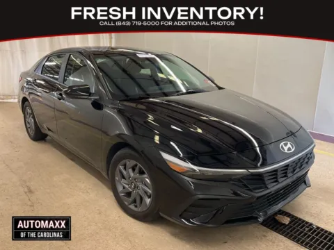 Black 2024 Hyundai Elantra SEL for sale in Summerville, SC