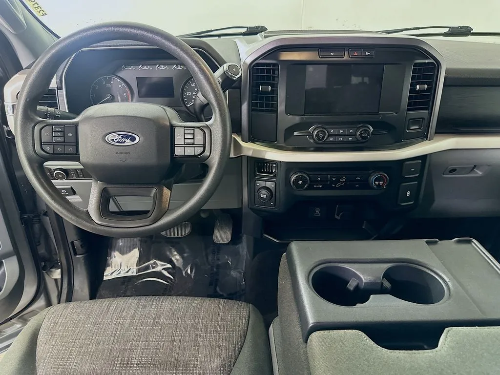 2023 Ford F-150 XLT - Photo 17