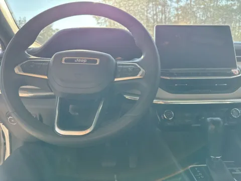 More photos of 2023 Jeep Compass Limited at Automaxx of the Carolinas, SC