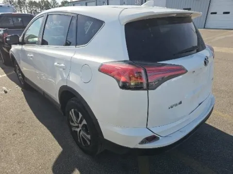 More photos of 2018 Toyota RAV4 LE at Automaxx of the Carolinas, SC