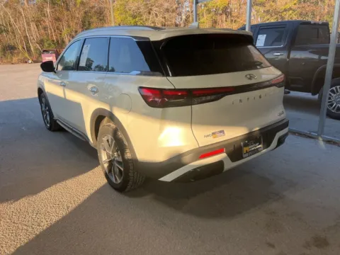 More photos of 2023 INFINITI QX60 LUXE at Automaxx of the Carolinas, SC