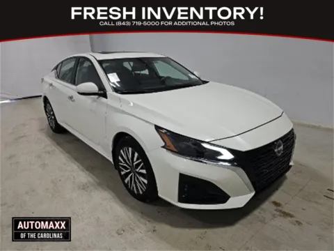 White 2024 Nissan Altima 2.5 SV for sale in Summerville, SC