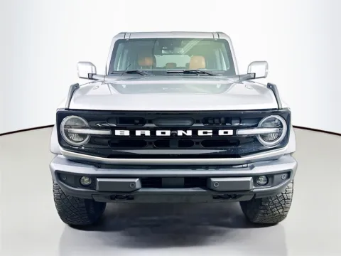 Photos of 2023 Ford Bronco Outer Banks for sale in Summerville, SC at Automaxx of the Carolinas