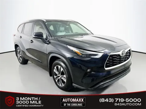 Black 2024 Toyota Highlander XLE for sale in Summerville, SC